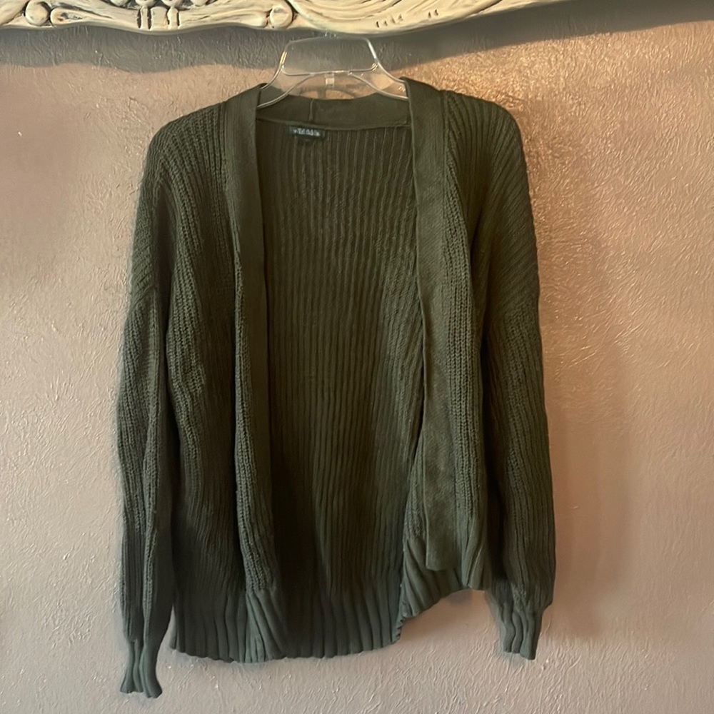 Brand new Wild fable small dark green sweater